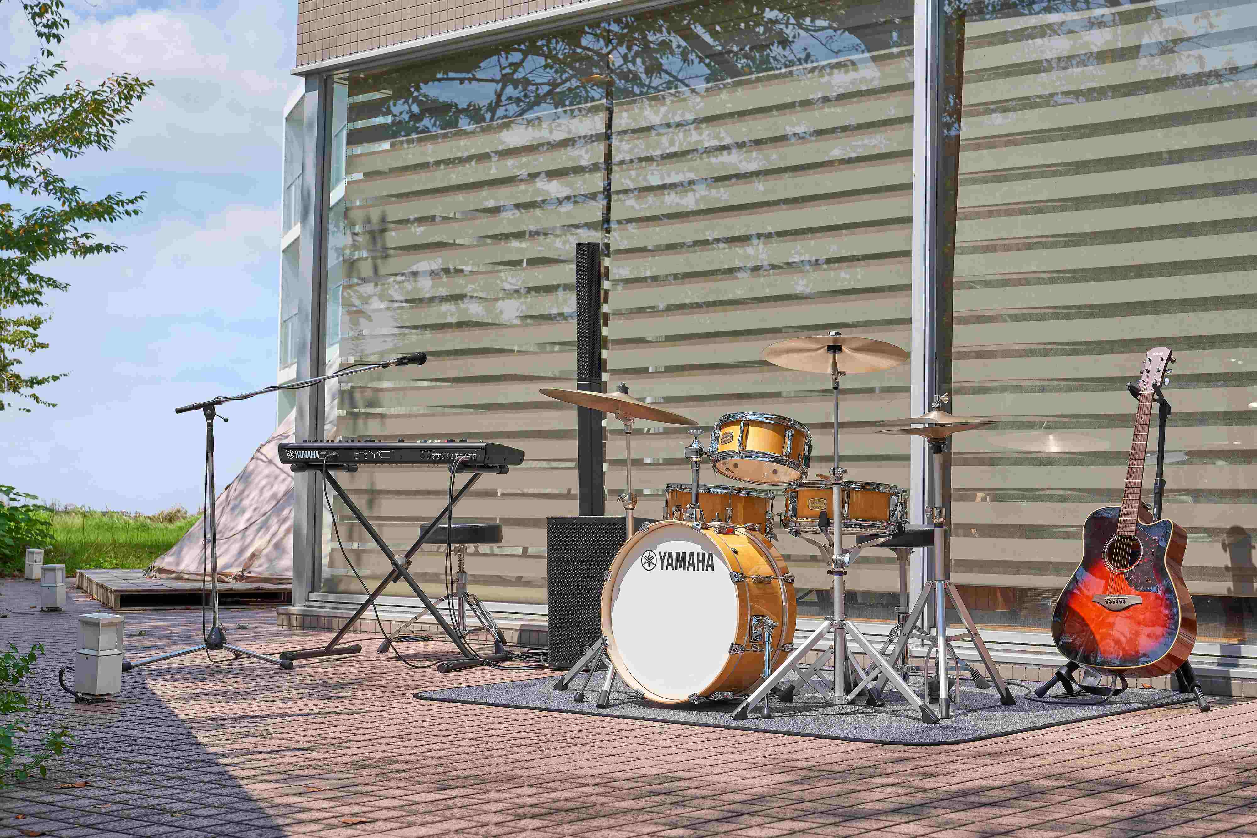 Yamaha Stage Custom Hip SBP0F4H 4-Piece Shell Pack, Matte Natural Wood image